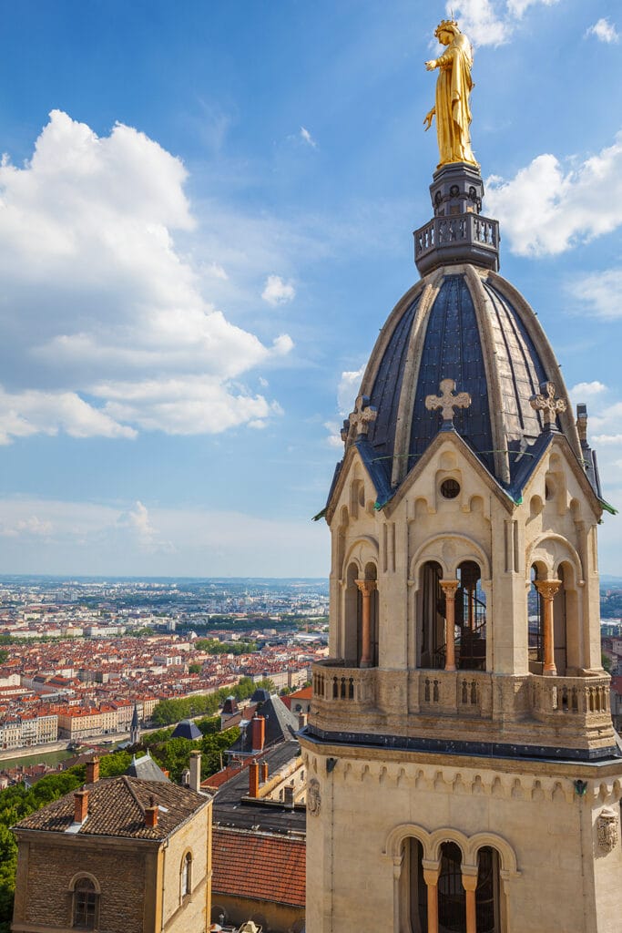 Vue panoramique de Lyon et de la métropole lyonnaise